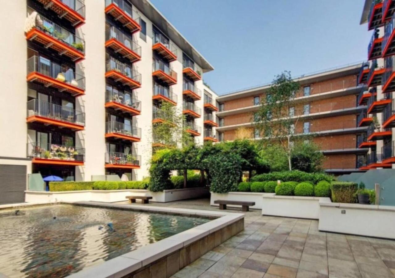 Your Riverside Home 2 With Private Balcony London Bagian luar foto